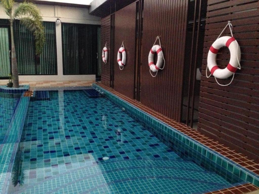 Alvarez Hotel Buri Ram Zewnętrze zdjęcie